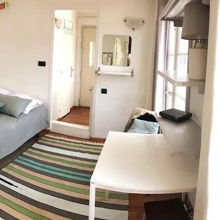 Real Bed, Elevator, Quiet And Light Appartement