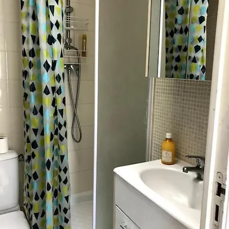 Real Bed, Elevator, Quiet And Light Διαμέρισμα Παρίσι
